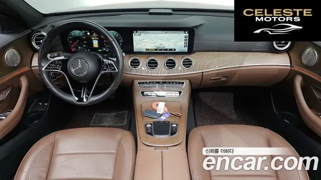 MERCEDES BENZ E-Classe W213 E300e 4MATIC Exclusive 2021 — photo 34 sur 36