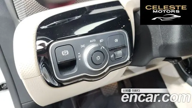 MERCEDES BENZ A-Classe W177 A220 Berline 2022 — photo 29 sur 33