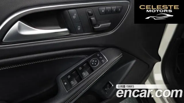 MERCEDES BENZ GLA-Classe X156 GLA200 d 2017 — photo 19 sur 20