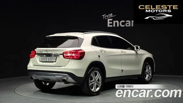 MERCEDES BENZ GLA-Classe X156 GLA200 d 2017 — photo 2 sur 20
