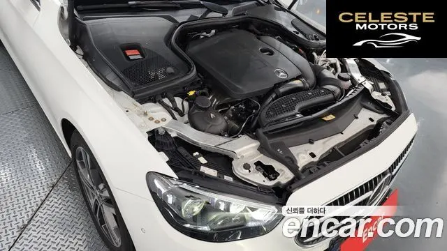 MERCEDES BENZ E-Classe W213 E350 4MATIC Avantgarde 2021 — photo 6 sur 39