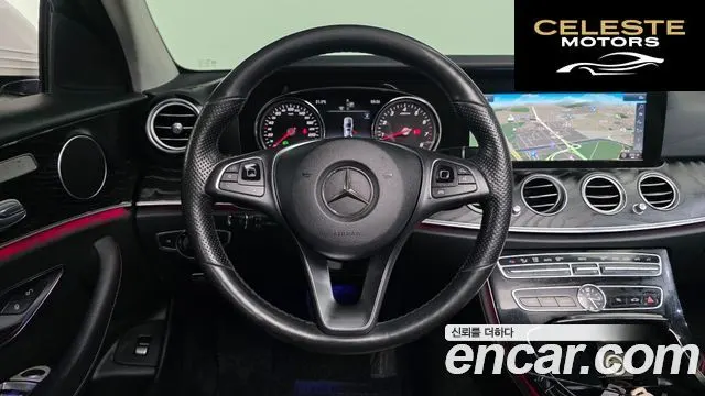 MERCEDES BENZ E-Classe W213 E200 Avantgarde 2018 — photo 12 sur 20
