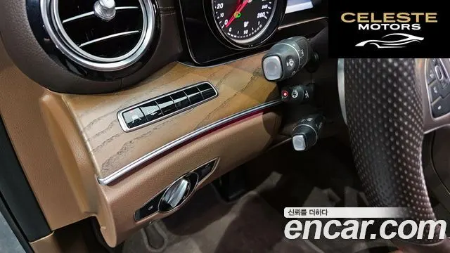 MERCEDES BENZ E-Classe W213 E220d 4MATIC Exclusive 2018 — photo 26 sur 40