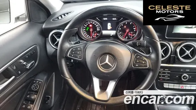 MERCEDES BENZ GLA-Classe X156 GLA220 2018 — photo 19 sur 34