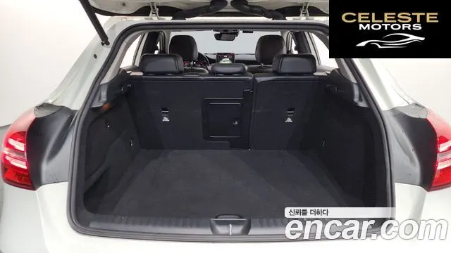 MERCEDES BENZ GLA-Classe X156 GLA220 2018 — photo 24 sur 34