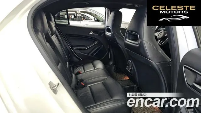 MERCEDES BENZ GLA-Classe X156 GLA220 Premium 2018 — photo 18 sur 34