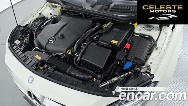 MERCEDES BENZ GLA-Classe X156 GLA200 d 4MATIC 2016 — photo 6 sur 20