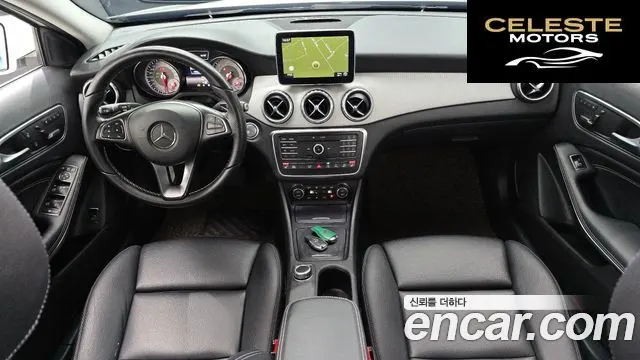 MERCEDES BENZ GLA-Classe X156 GLA200 d 4MATIC 2016 — photo 7 sur 20