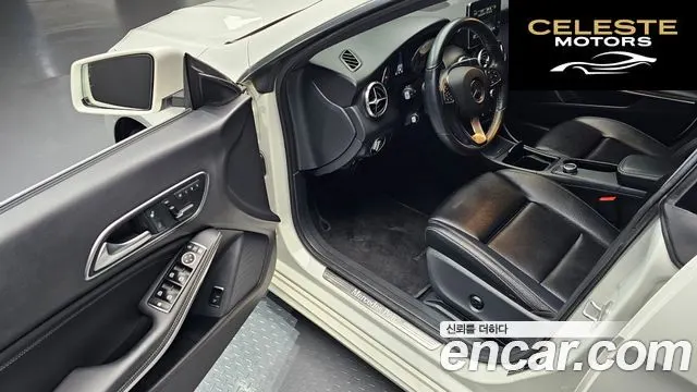 MERCEDES BENZ CLA-Classe C117 CLA200 d 2016 — photo 10 sur 20
