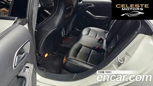 MERCEDES BENZ CLA-Classe C117 CLA200 d 2016 — photo 12 sur 20
