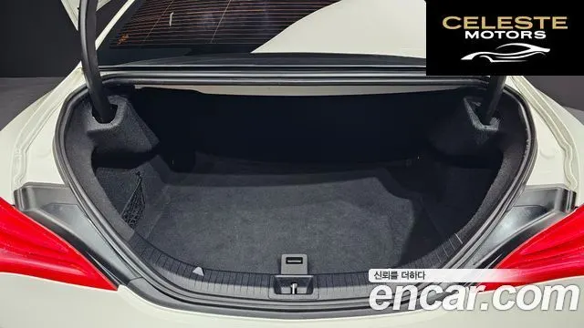 MERCEDES BENZ CLA-Classe C117 CLA200 d 2016 — photo 16 sur 20