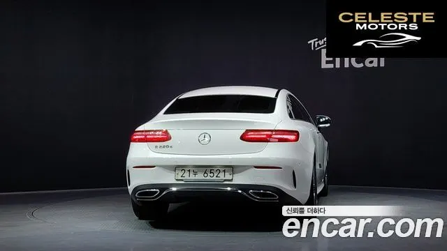 MERCEDES BENZ E-Classe W213 E220d Coupé 2017 — photo 4 sur 31