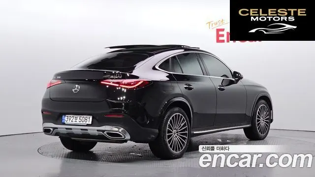 MERCEDES BENZ GLC-Classe X254 GLC300 4MATIC Coupé 2024 — photo 2 sur 39