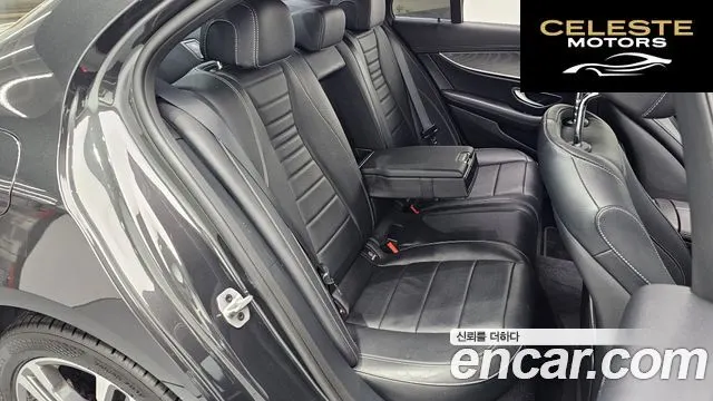 MERCEDES BENZ E-Classe W213 E350 4MATIC Avantgarde 2022 — photo 17 sur 31