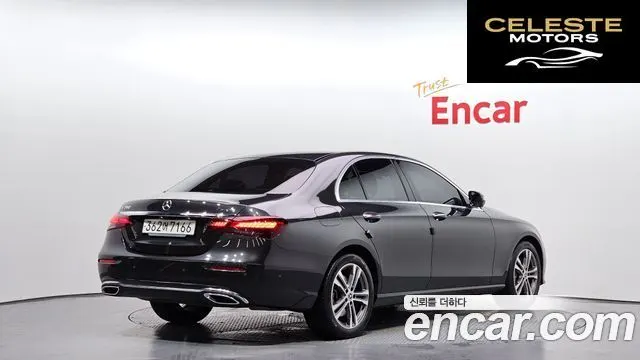 MERCEDES BENZ E-Classe W213 E350 4MATIC Avantgarde 2022 — photo 2 sur 31