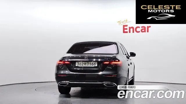 MERCEDES BENZ E-Classe W213 E350 4MATIC Avantgarde 2022 — photo 4 sur 31