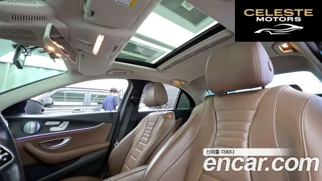 MERCEDES BENZ E-Classe W213 E300 4MATIC Avantgarde 2019 — photo 24 sur 39