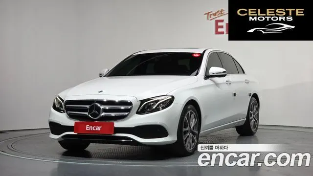MERCEDES BENZ E-Classe W213 E300 4MATIC Avantgarde 2019 — photo 35 sur 39