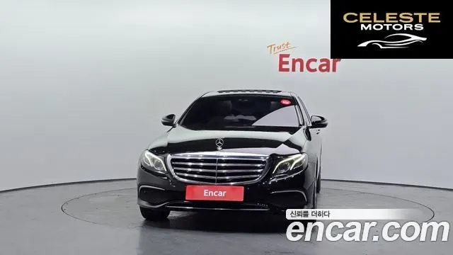 MERCEDES BENZ E-Classe W213 E220d Exclusive 2017 — photo 3 sur 20