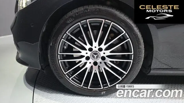 MERCEDES BENZ C-Classe W206 C300 4MATIC Avantgarde 2024 — photo 5 sur 32