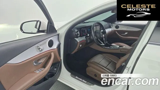 MERCEDES BENZ E-Classe W213 E250 Avantgarde 2021 — photo 13 sur 31