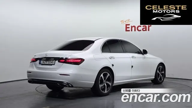 MERCEDES BENZ E-Classe W213 E250 Avantgarde 2021 — photo 2 sur 31