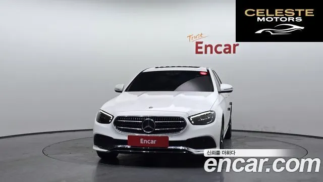 MERCEDES BENZ E-Classe W213 E250 Avantgarde 2021 — photo 3 sur 31