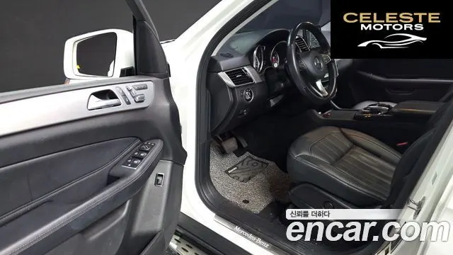 MERCEDES BENZ GLE-Classe W166 GLE350 d 4MATIC 2018 — photo 13 sur 32