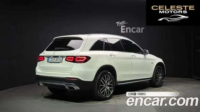 MERCEDES BENZ GLC-Classe X253 GLC300e 4MATIC 2021 — photo 2 sur 32