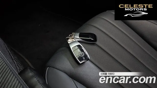 MERCEDES BENZ E-Classe W213 E300 4MATIC Exclusive 2019 — photo 20 sur 37