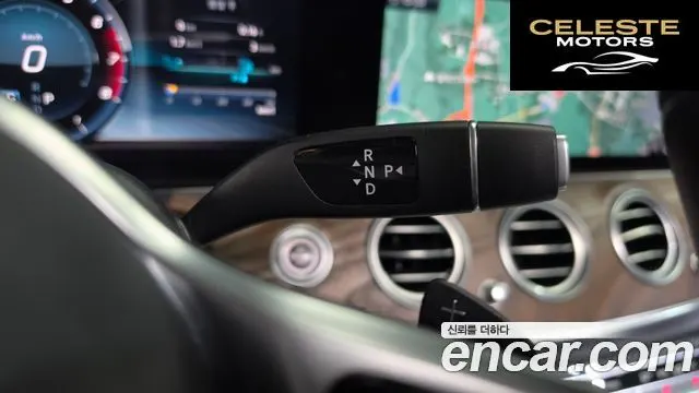 MERCEDES BENZ E-Classe W213 E300 4MATIC Exclusive 2019 — photo 26 sur 37