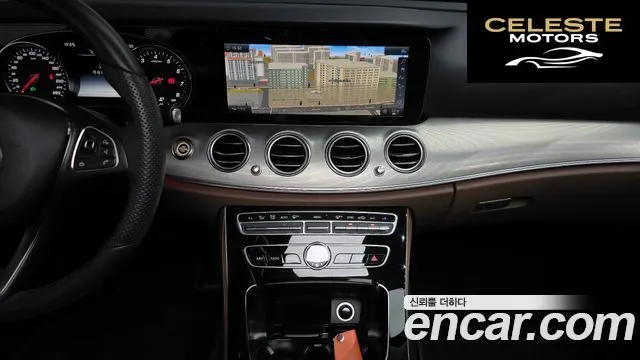 MERCEDES BENZ E-Classe W213 E200 Avantgarde 2018 — photo 14 sur 20
