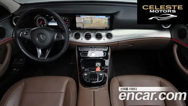 MERCEDES BENZ E-Classe W213 E200 Avantgarde 2018 — photo 7 sur 20