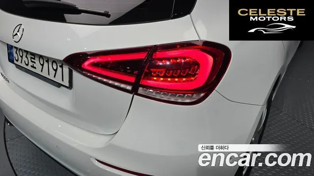 MERCEDES BENZ A-Classe W177 A220 Hatchback 2020 — photo 9 sur 33