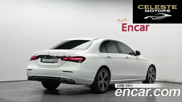 MERCEDES BENZ E-Classe W213 E250 Avantgarde 2021 — photo 1 sur 31