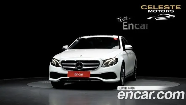 MERCEDES BENZ E-Classe W213 E300 Avantgarde 2019 — photo 3 sur 30