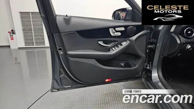 MERCEDES BENZ C-Classe W205 C200 2019 — photo 13 sur 31