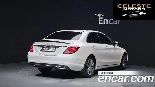 MERCEDES BENZ C-Classe W205 C200 Avantgarde 2017 — photo 2 sur 20