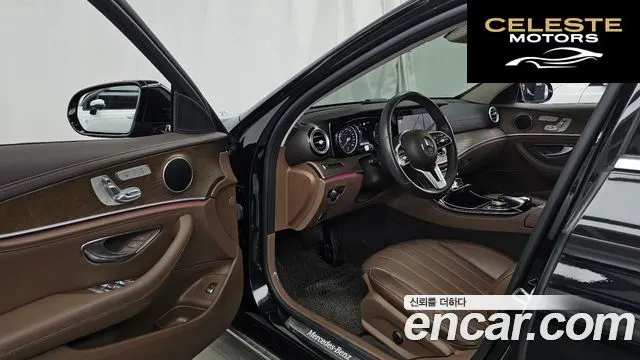 MERCEDES BENZ E-Classe W213 E220d 4MATIC Exclusive 2020 — photo 13 sur 33