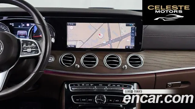 MERCEDES BENZ E-Classe W213 E220d 4MATIC Exclusive 2020 — photo 20 sur 33