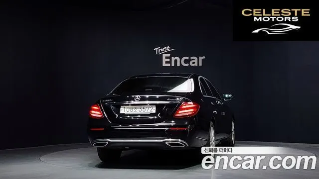 MERCEDES BENZ E-Classe W213 E220d 4MATIC Exclusive 2020 — photo 4 sur 33