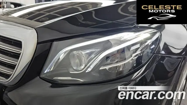 MERCEDES BENZ E-Classe W213 E220d 4MATIC Exclusive 2020 — photo 8 sur 33