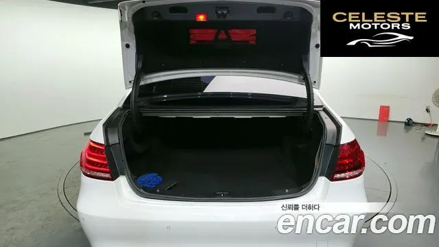 MERCEDES BENZ E-Classe W212 E220 Avantgarde 2016 — photo 20 sur 20