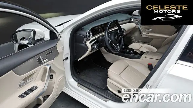 MERCEDES BENZ A-Classe W177 A220 Berline 2023 — photo 17 sur 30