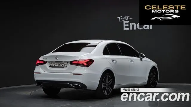 MERCEDES BENZ A-Classe W177 A220 Berline 2023 — photo 2 sur 30