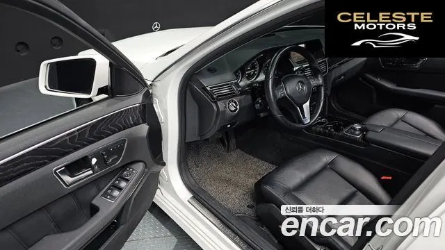 MERCEDES BENZ E-Classe W212 E220 CDI Avantgarde 2013 — photo 10 sur 20