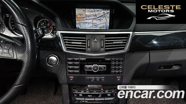 MERCEDES BENZ E-Classe W212 E220 CDI Avantgarde 2013 — photo 14 sur 20