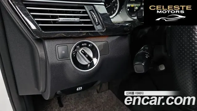 MERCEDES BENZ E-Classe W212 E220 CDI Avantgarde 2013 — photo 19 sur 20