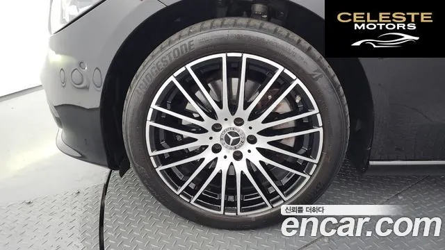 MERCEDES BENZ C-Classe W206 C200 Avantgarde 2023 — photo 5 sur 32