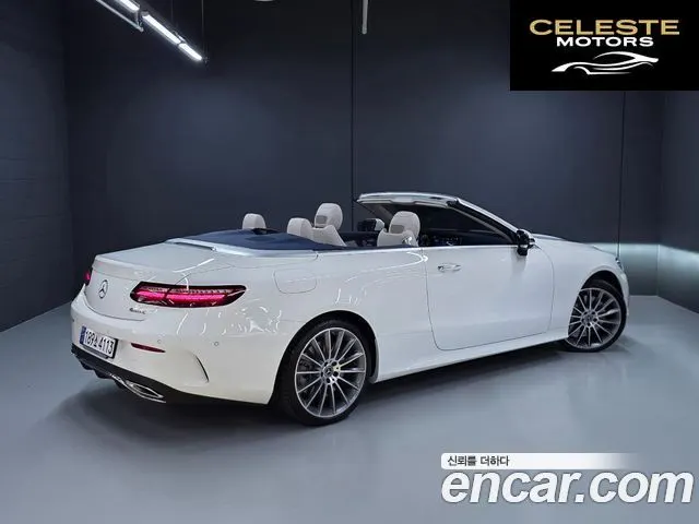 MERCEDES BENZ E-Classe W213 E450 4MATIC Cabriolet 2023 — photo 2 sur 26